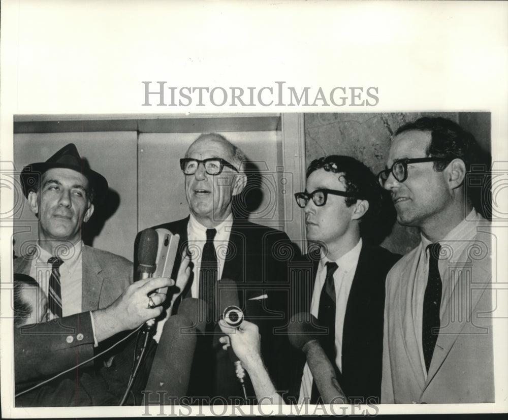 1968 Press Photo Dr. Benjamin Spock and codefendants talk with newsmen Boston - Historic Images