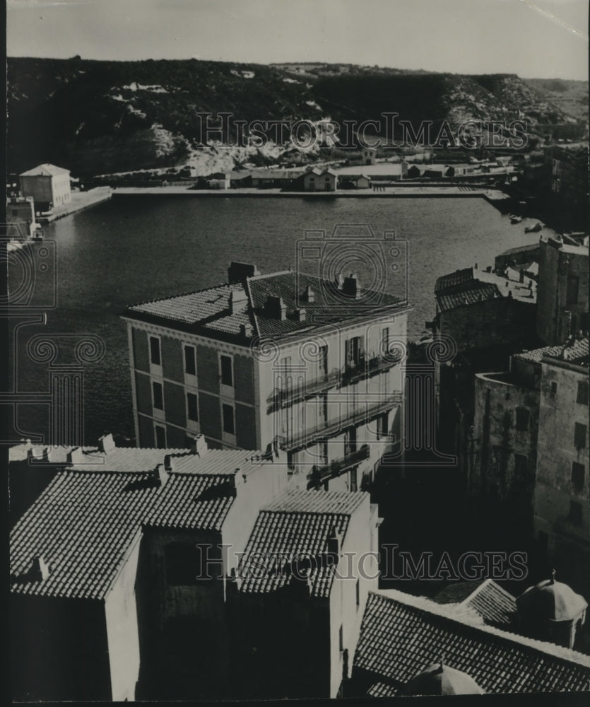 1940 Press Photo Corsica, Bonifacio. Newly constructed military port. - Historic Images