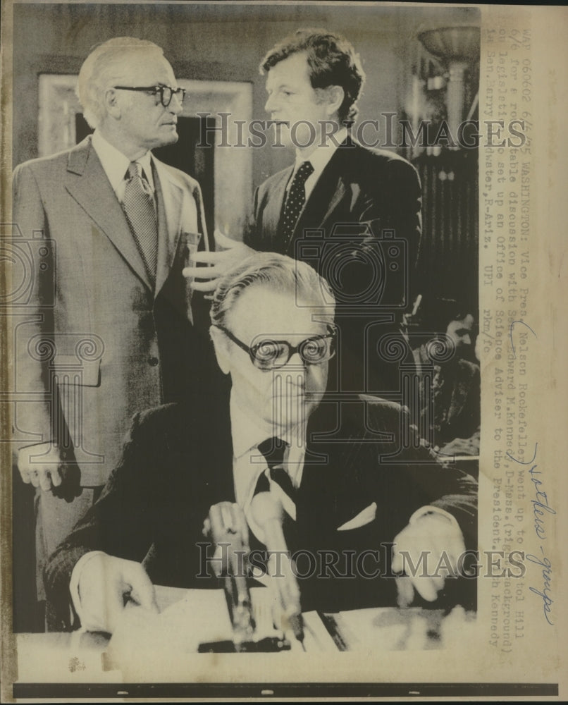 1975 Nelson Rockefeller and others at Capitol Hill Washington - Historic Images