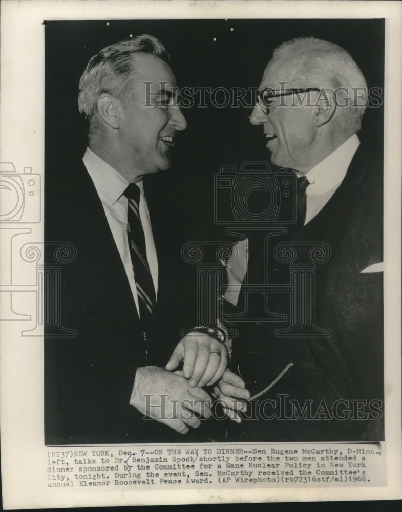 1968 Press Photo Senator Eugene McCarthy talks with Dr. Benjamin Spock, New York - Historic Images