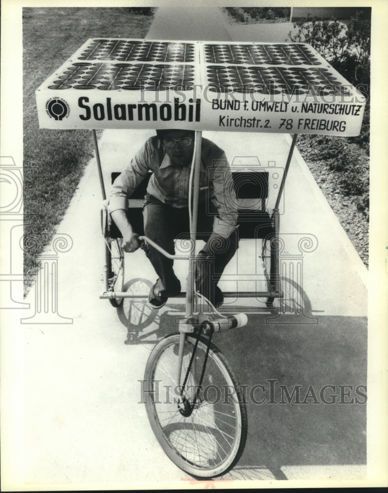 1978 Press Photo Solarmobil made test run at Solar Energy Fair, West Germany - Historic Images