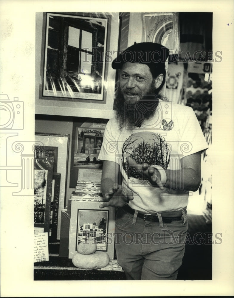 1987 Gregg Steffen Fish Creek printmaker artist at gallery Wisconsin - Historic Images
