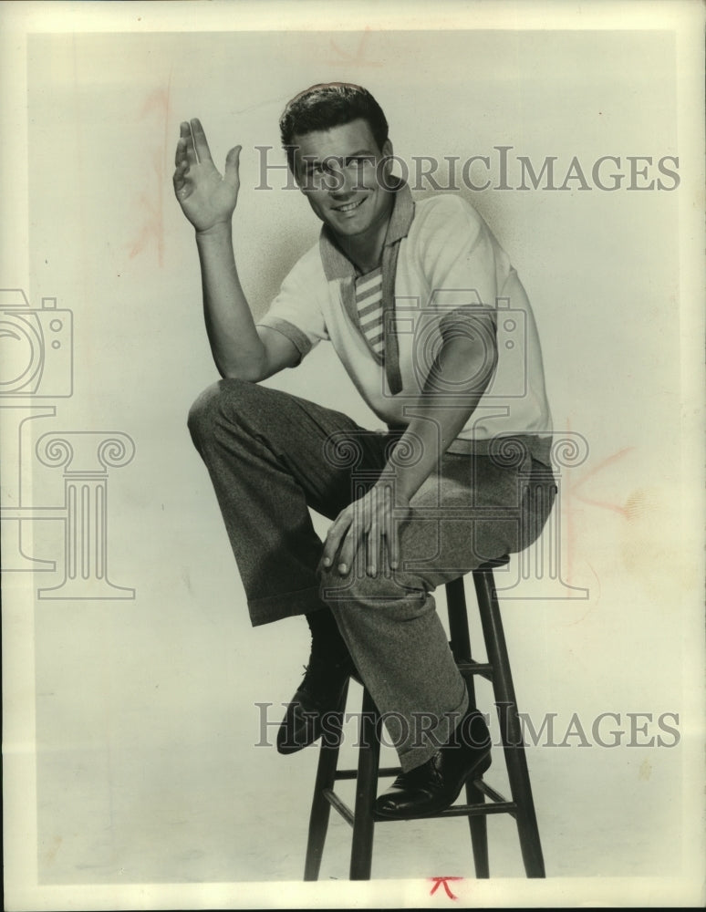 1959, Recuperating Roger Smith of &quot;Sunset Strip&quot; - mjc05893 - Historic Images