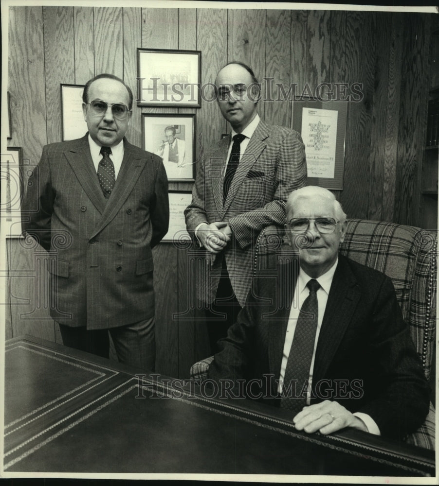 1990 Press Photo Neurosurgeons, Suberviola, Frazin and Strassburger, Milwaukee. - Historic Images