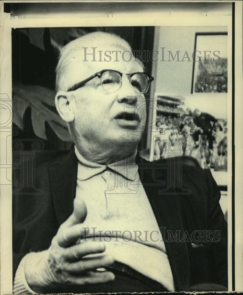 1976 Press Photo Art Rooney, in discussion - mjc06050 - Historic Images