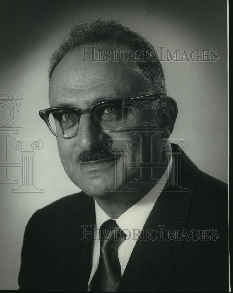 1970 Press Photo Bernard Stepner, musician, Milwaukee - mjc06080 ...