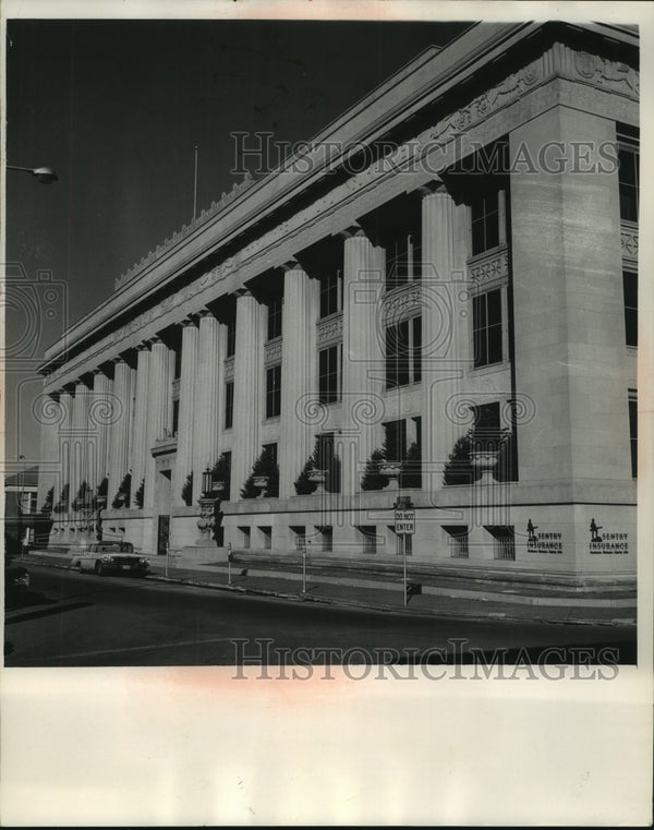 1968 Press Photo Sentry Insurance Building in Downtown Stevens Point W ...