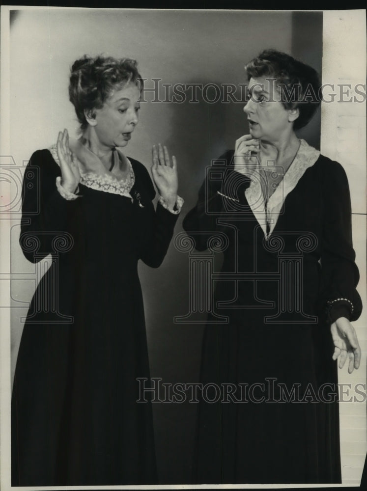 1962 Press Photo Dorothy Stickney and Mildred Natwick in &quot;Arsenic and Old Lace&quot;-Historic Images