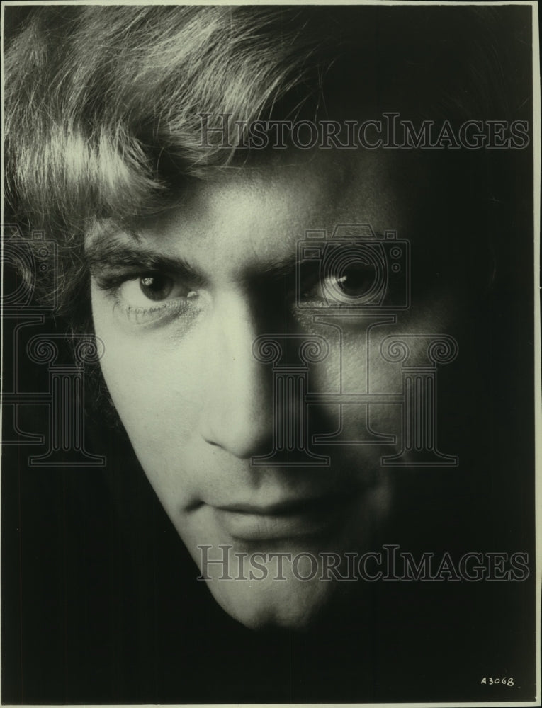 1975 Press Photo Richard Stillwell, baritone - mjc06208 - Historic Images
