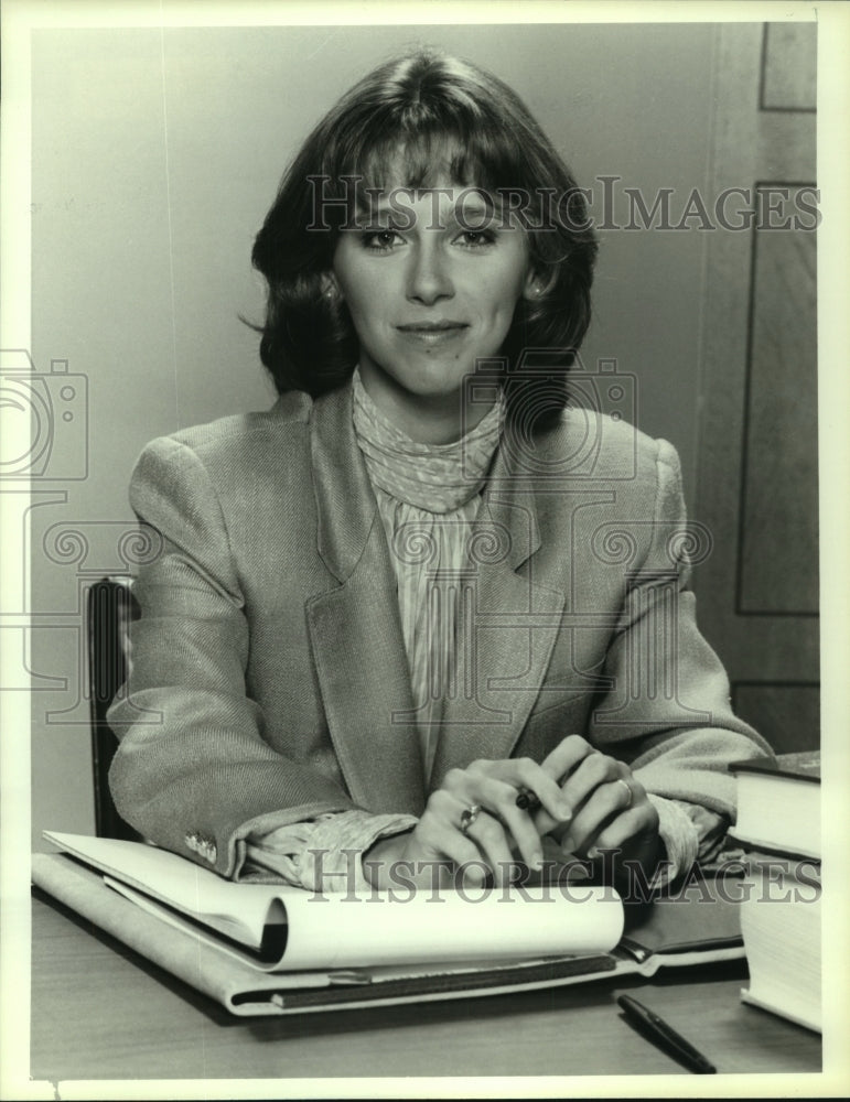 1986 Michele Greene Portrays Abby Perkins On &quot;L.A. Law&quot; - Historic Images
