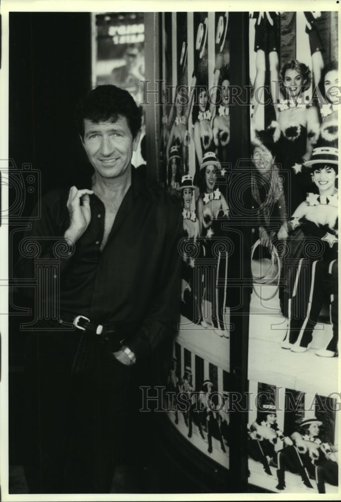 1992 Press Photo Mac Davis Is Lead In Broadway Play &quot;The Will Rogers Follies&quot; - Historic Images
