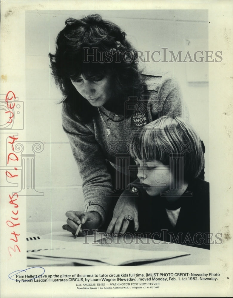 1982 Pam Hellet Tutoring Circus Child - Historic Images