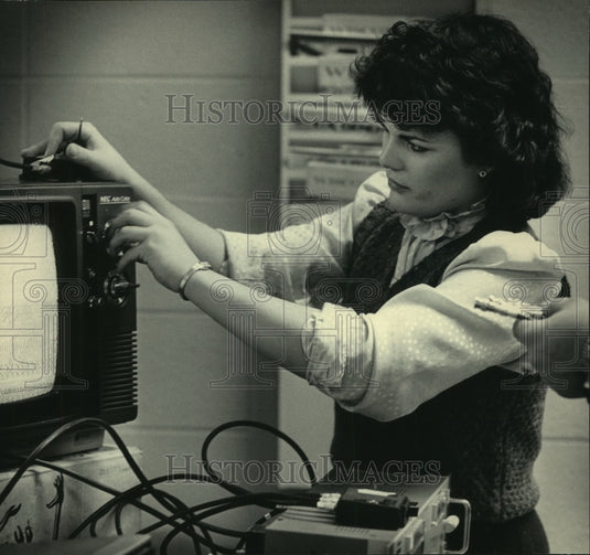 1985 Cory St. Marie adjusted monitor - Historic Images