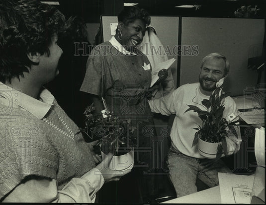 1990, Employees welcomed to new Time Insurance building in Milwaukee - Historic Images