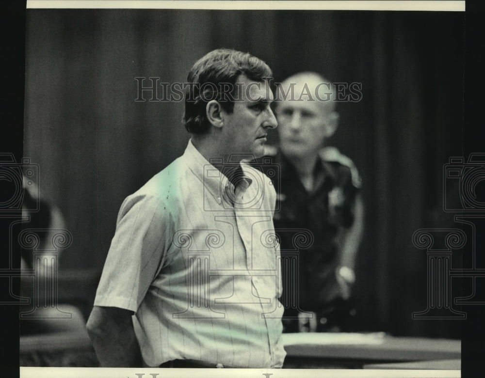 1983 Press Photo Thomas J. Taylor on Trial for Shooting a Man in 1980 - Historic Images