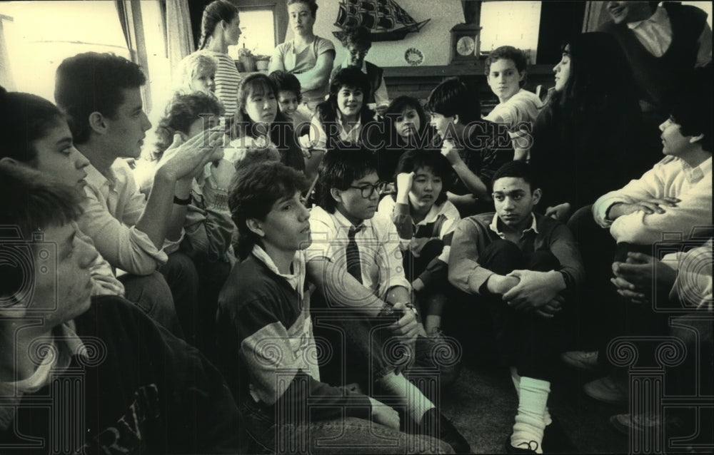 1987 Foreign exchange students discuss American teen habits, WI - Historic Images