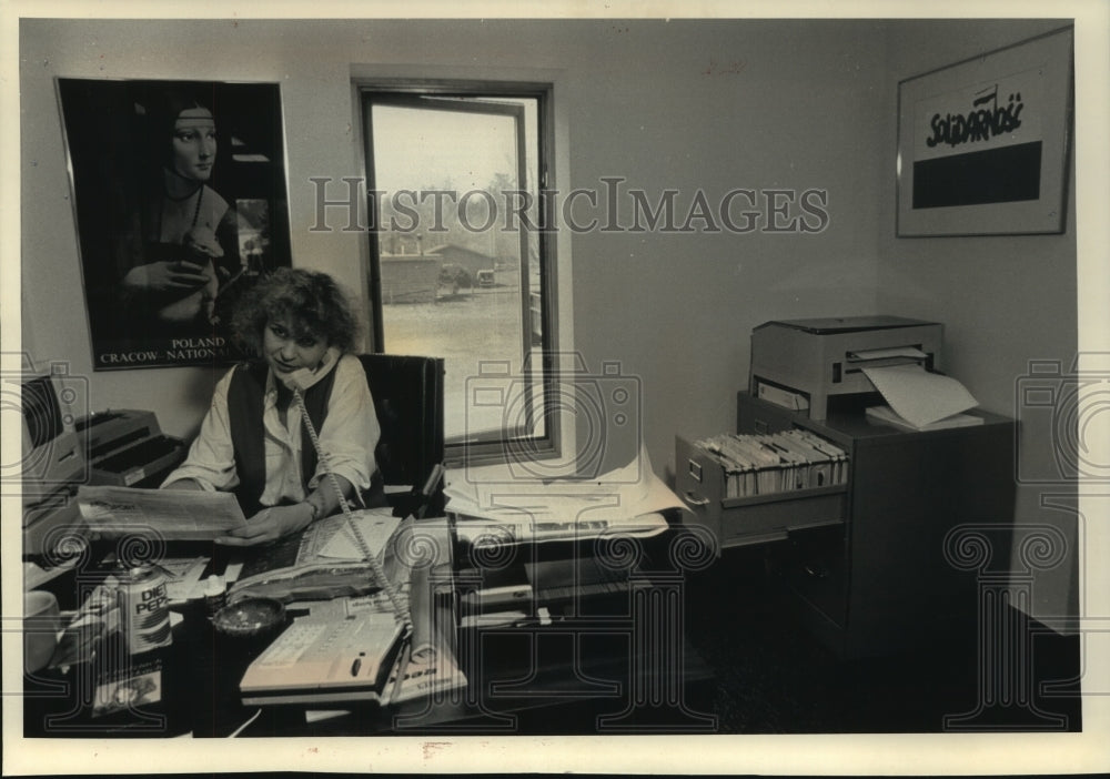 1991, Malgorzata Terentiew, Editor, Gwiazda Polarna in Stevens Point - Historic Images