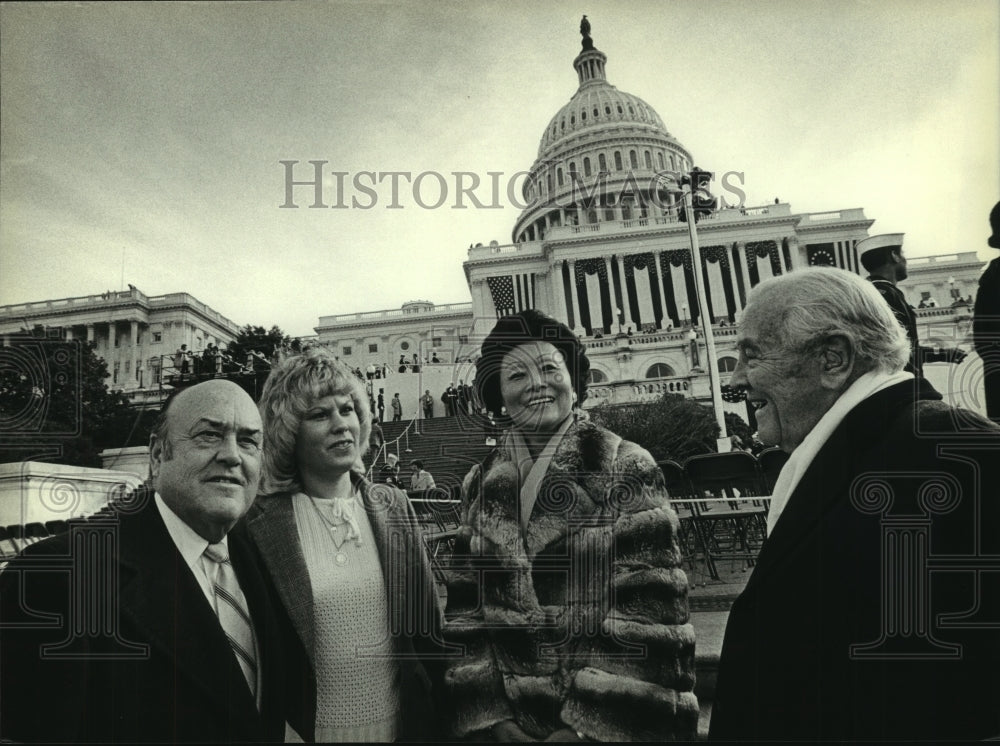 1981 Couples talking at Ronald Reagan Inauguration - Historic Images