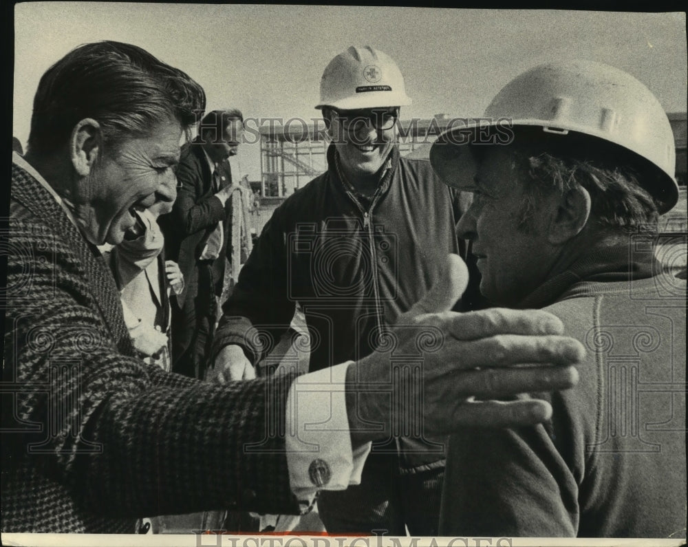 1976, Ronald Reagan met workers at Mitchell Field, Wisconsin - Historic Images