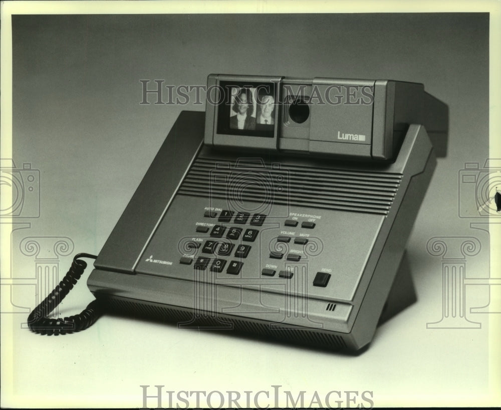 1986, The Luma image telephone system - mjc07018 - Historic Images
