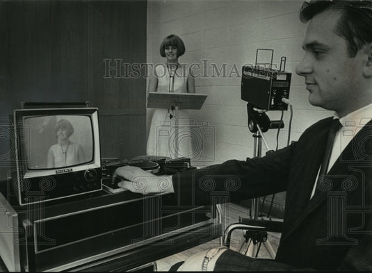1972 Press Photo Video tape recorder at Waukesha Vocational School for students - Historic Images