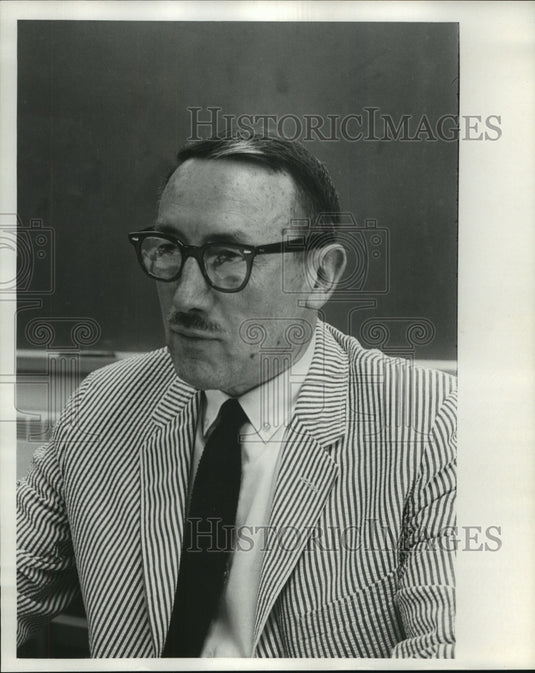 1967 Press Photo University of Wisconsin Chancellor William H. Sewell - Historic Images