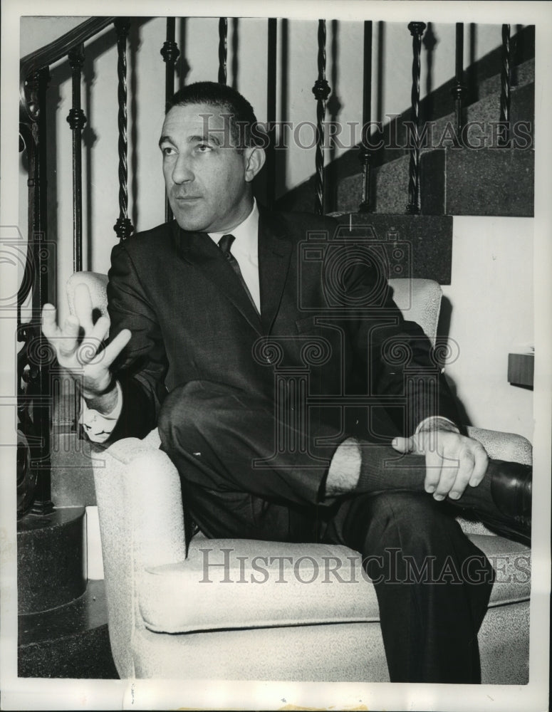 1962 Press Photo Secretary of the Interior, Stewart L. Udall at press conference - Historic Images
