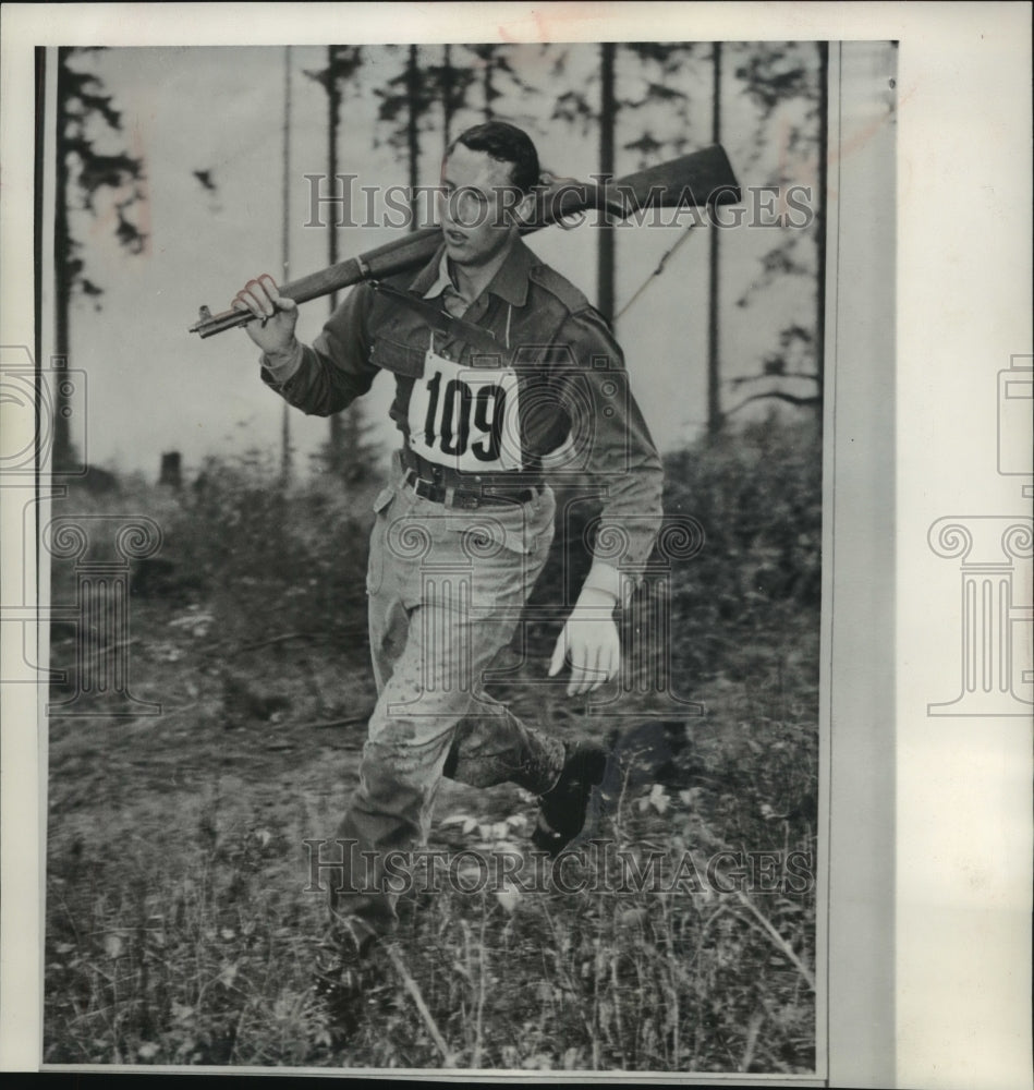 1957 Press Photo Crown Prince Harald of Norway cross country competition Norway-Historic Images