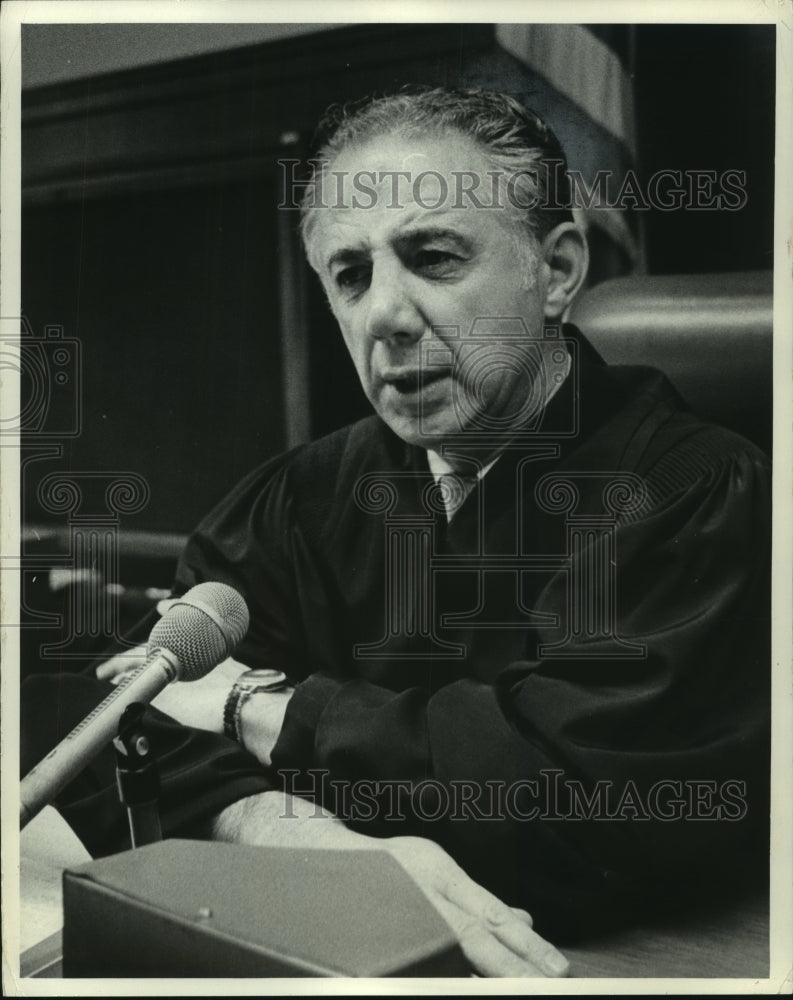 1971 Christ T. Seraphim, Milwaukee Judge - Historic Images