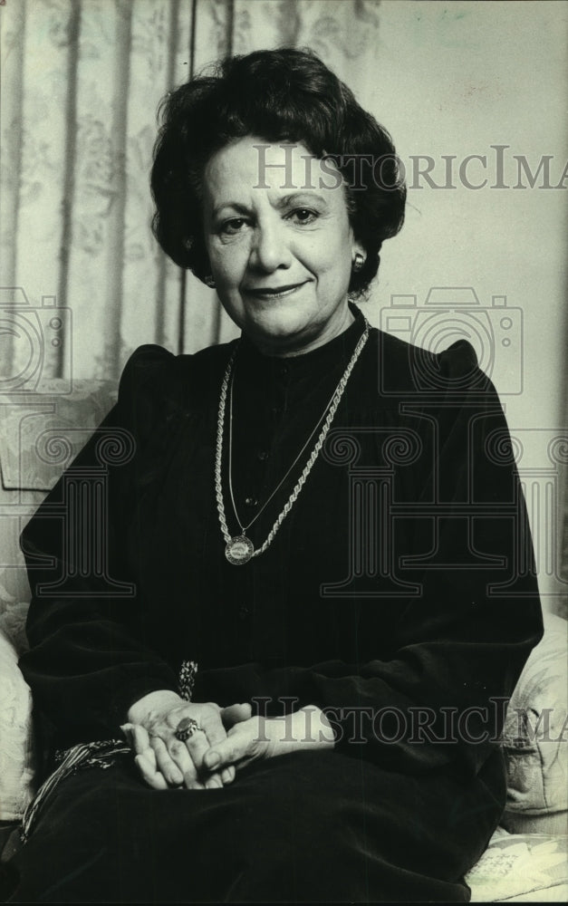 1982, Celia Seraphim, ex-wife of Judge Christ Seraphim of Milwaukee - Historic Images
