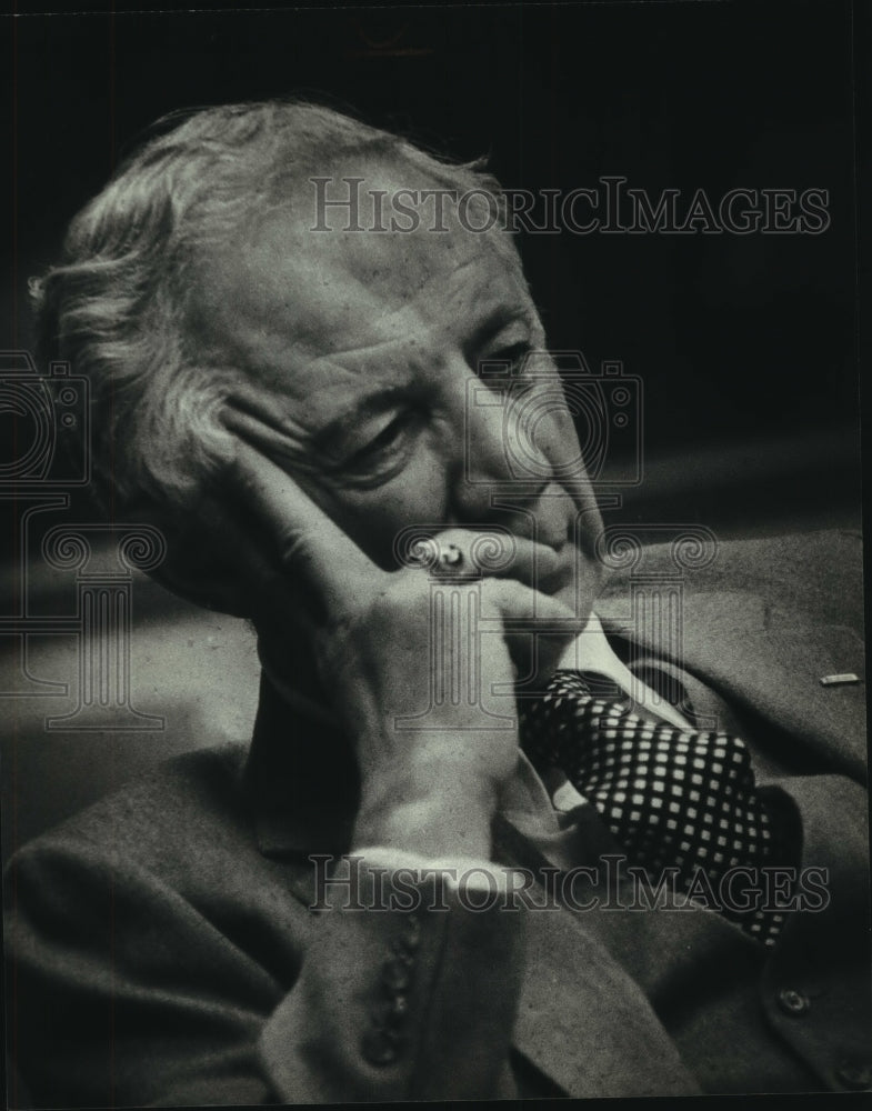 1980 Press Photo Judge Christ T. Seraphim listened to testimony at his hearing-Historic Images