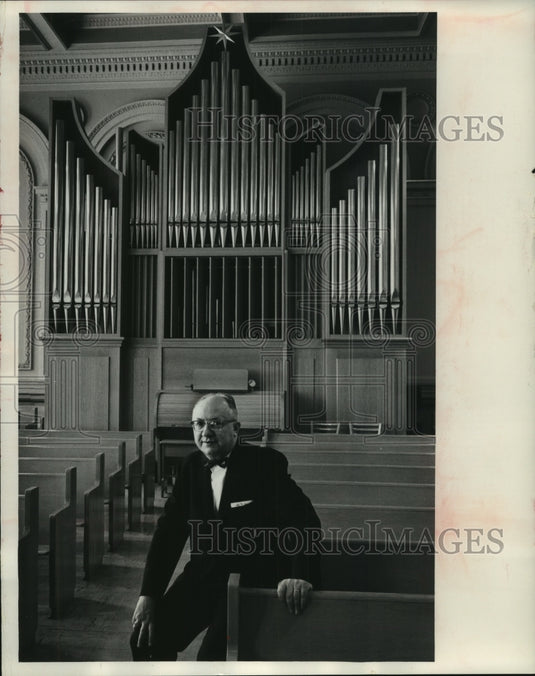 1965, Reverend Walter Stuenkel and Concorida college's new organ - Historic Images