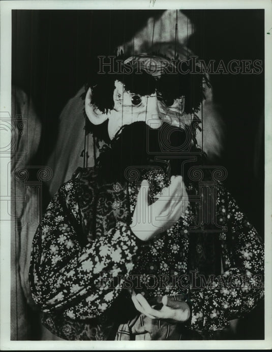 1982 Press Photo The evil life-sized puppet Frabonnini in "Pinocchio" - Historic Images
