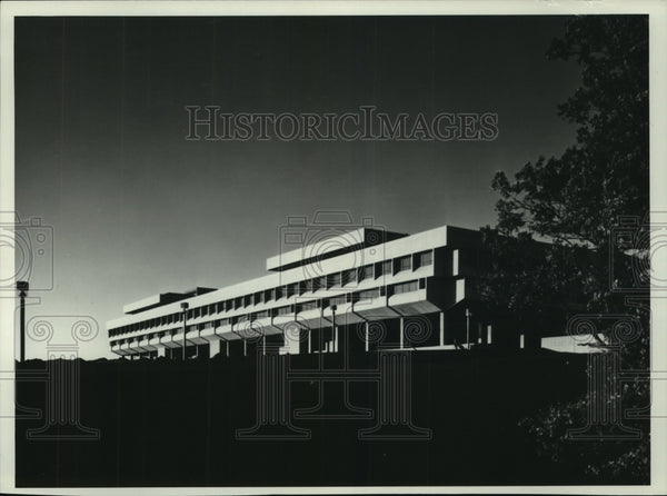 1977, Sentry Insurance Company new building in Stevens Point - Historic ...
