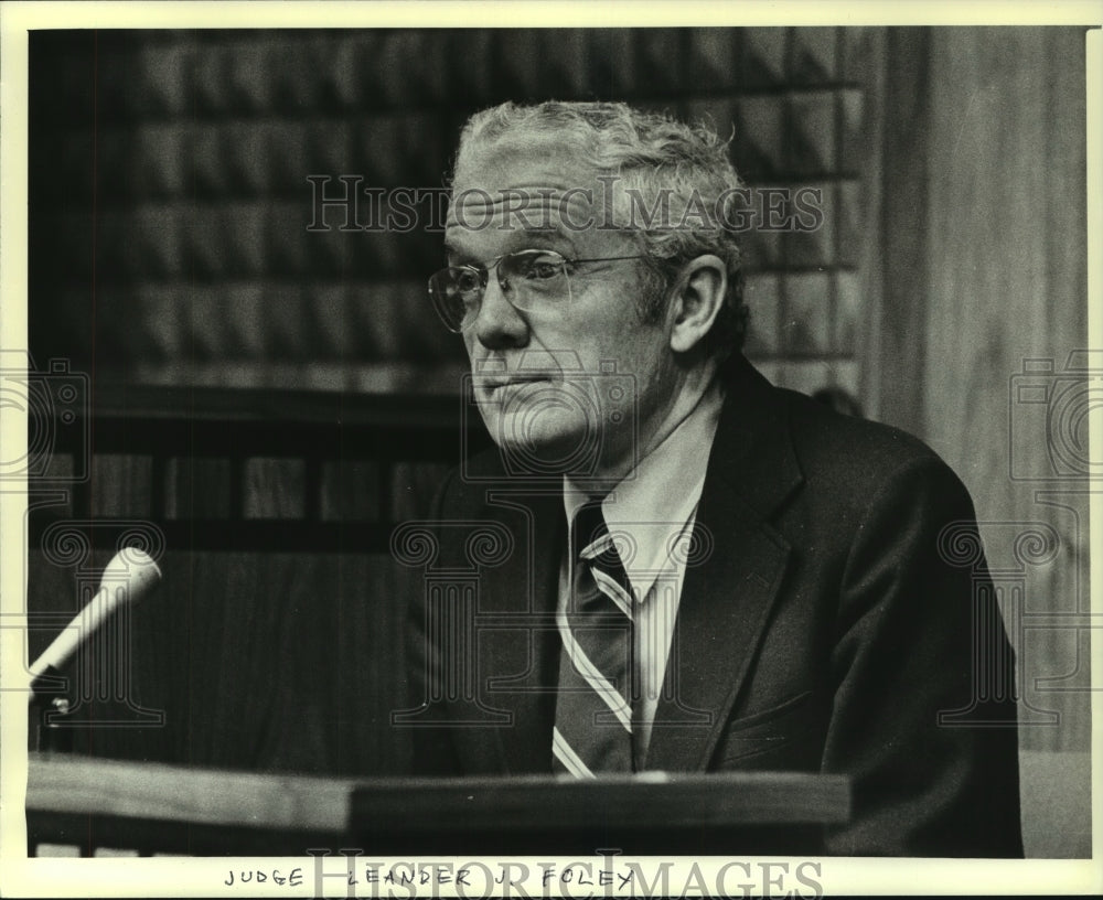 1980 Press Photo Judge Leander J Foley at Christ Seraphim hearing - mjc07783 - Historic Images