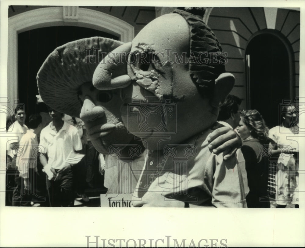 1988 Press Photo Saint&#39;s Day celebration in Puerto Rico - mjc07873 - Historic Images