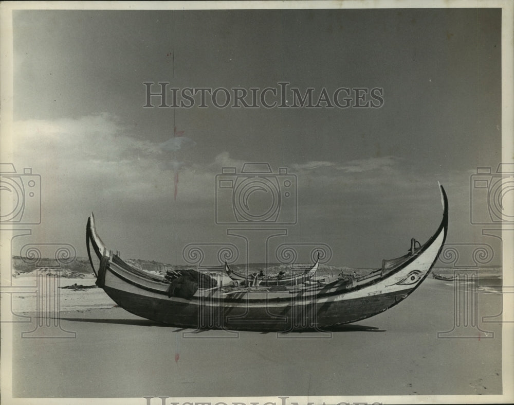 1952 Press Photo Boat Of Sardine Fishermen At Lisbon, Portugal - mjc07894 - Historic Images