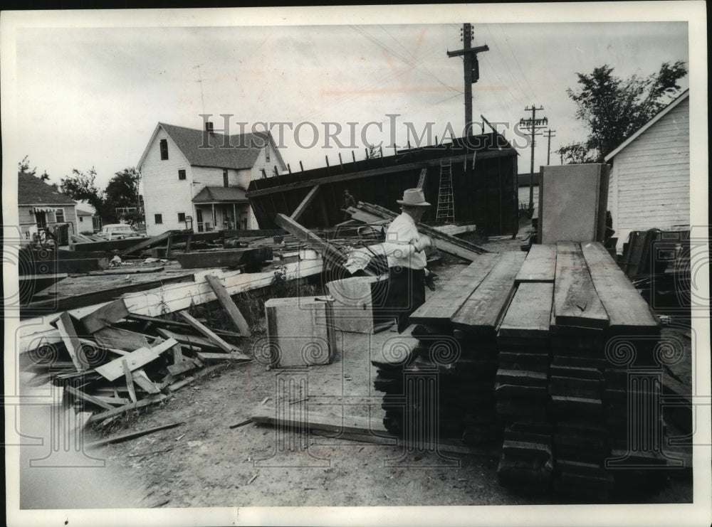 1958 Press Photo T. M. Barstad had to rebuild from the ground up in Wisconsin - Historic Images