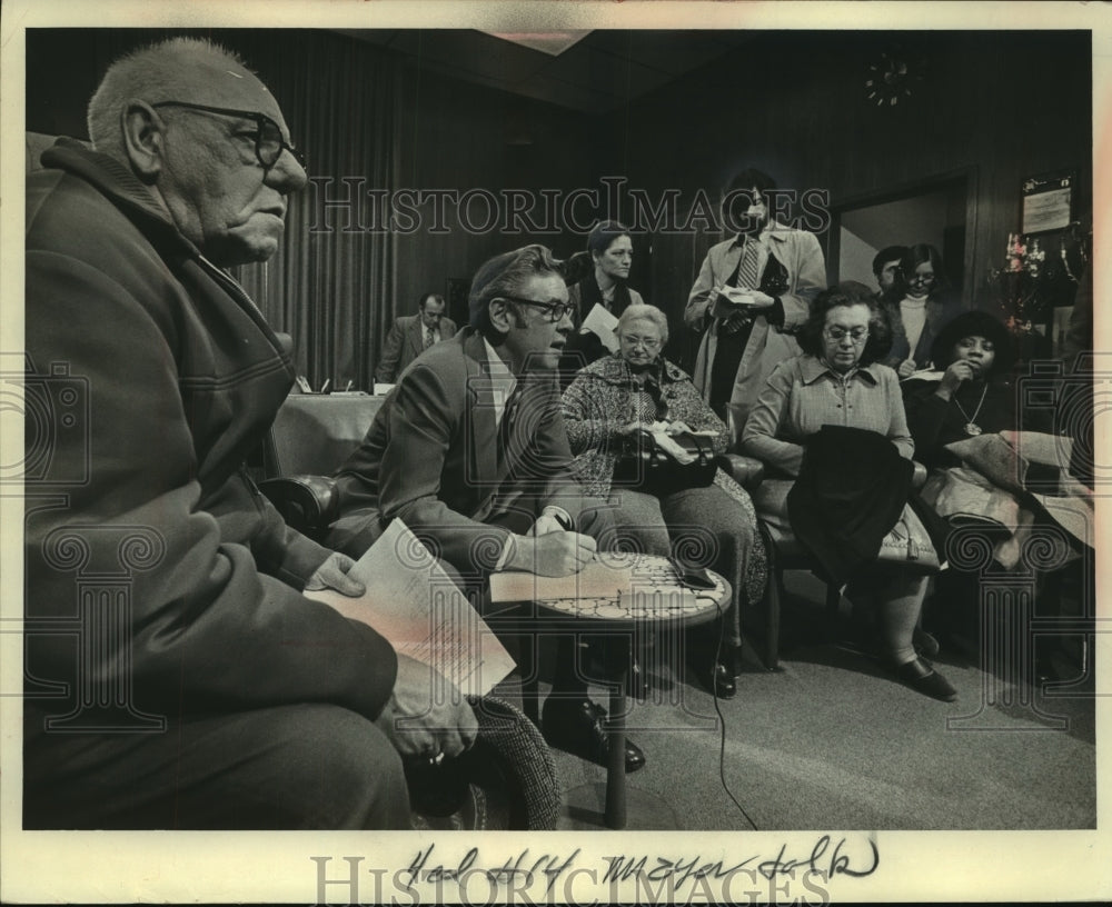 1975, Mayor Maier met with tenants of Northlawn Housing Wisconsin - Historic Images