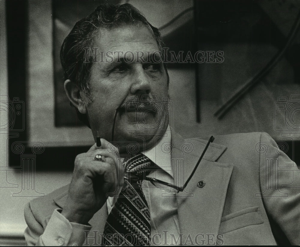 1978 Press Photo Emery Turner, Greendale Village Trustee in Wisconsin - Historic Images