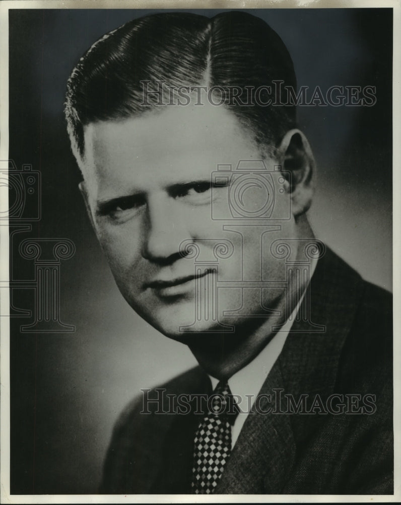 1964 Press Photo Herbert Trotter, General Telephone chairman of the board - Historic Images