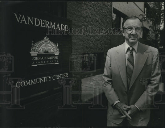 1993 Press Photo Minor Vandermade, founder Avenues West Association, Milwaukee - Historic Images