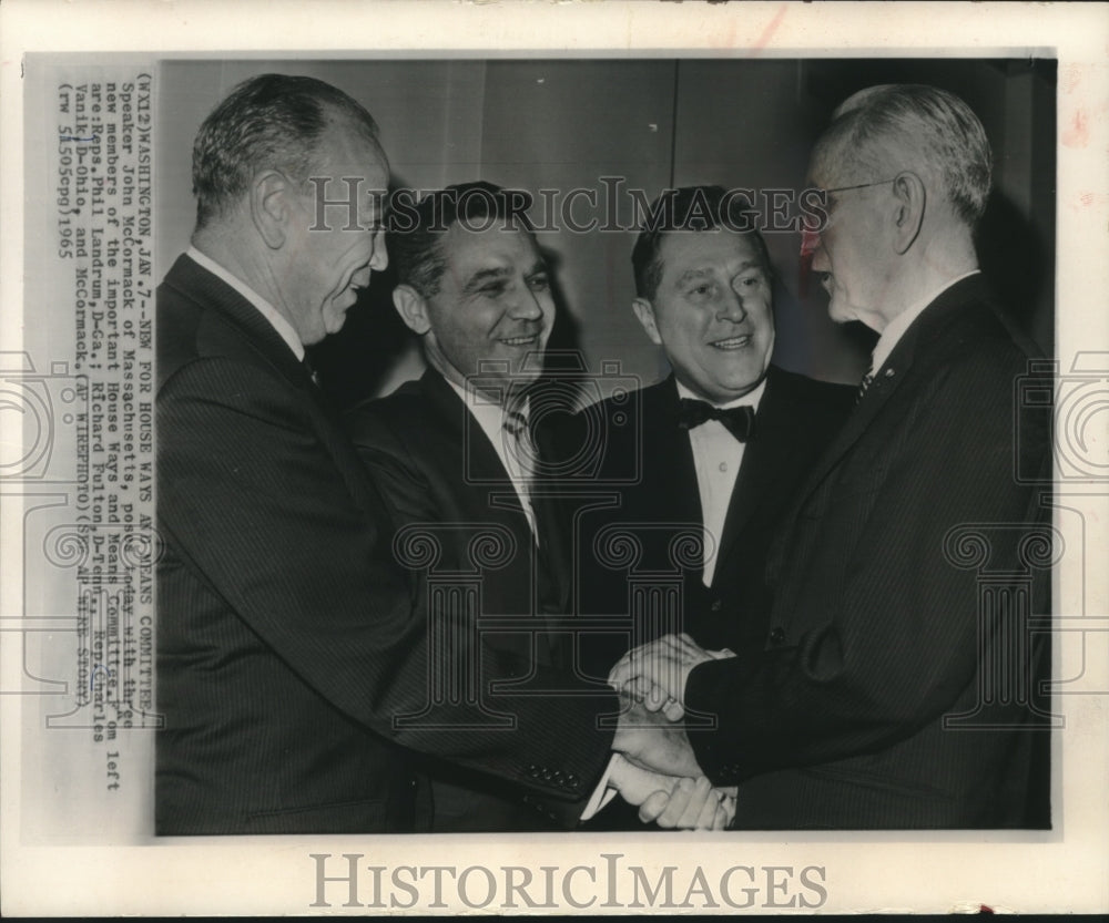 1965 Press Photo Rep. Charles Vanik with House Ways and Mean Committee members - Historic Images