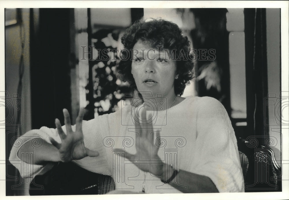 1990 Press Photo Barbara Ulichny, Milwaukee State Representative - mjc08982 - Historic Images