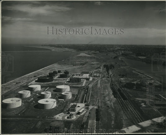 1941 Press Photo A view from the air of Jones Island in Milwaukee, Wisconsin - Historic Images