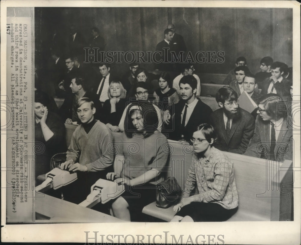 1967, University of Wisconsin student protesters arraigned in court - Historic Images