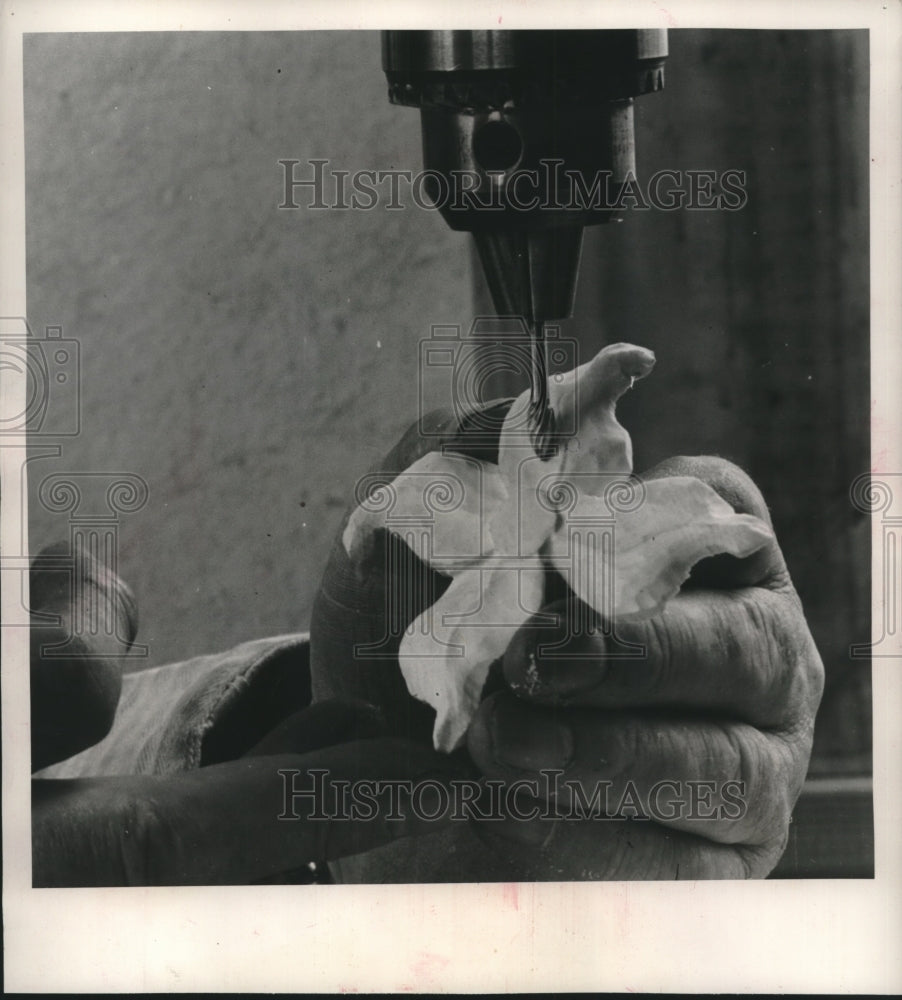 1954 Press Photo Ivory Jewelry - mjc09314 - Historic Images