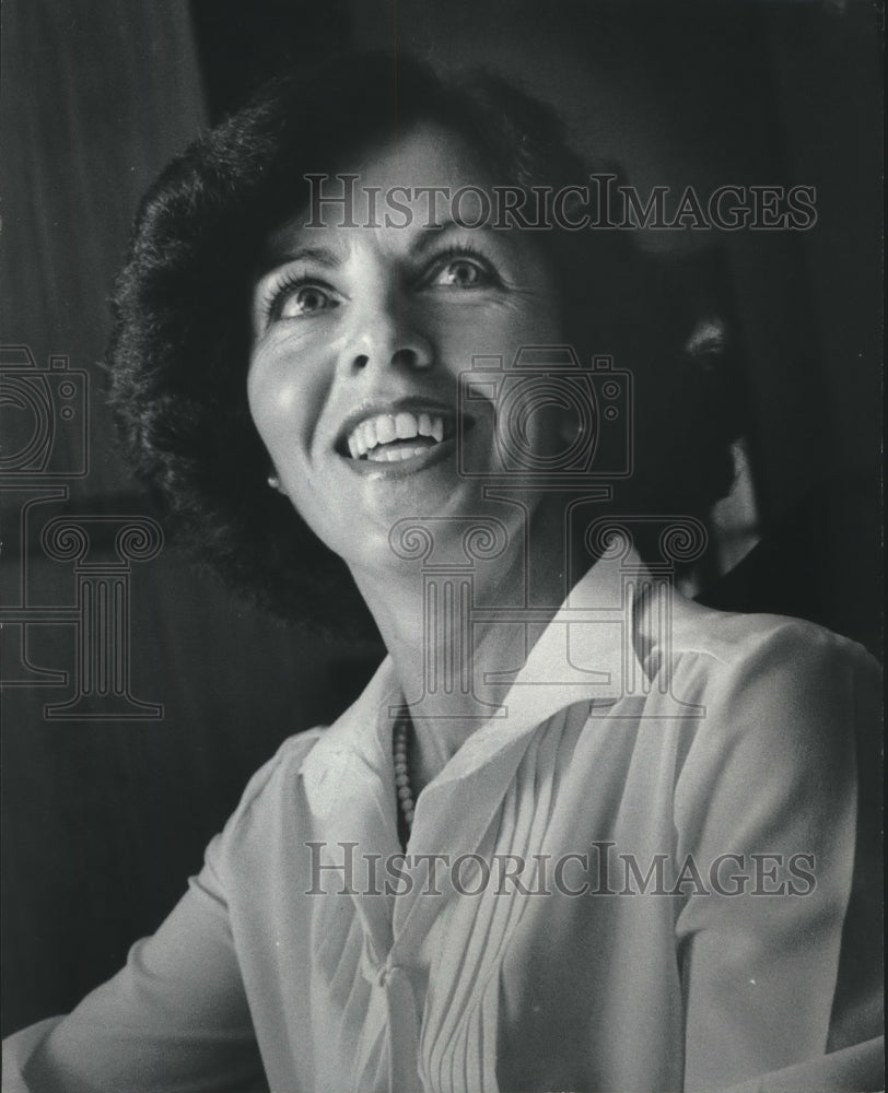 1978 Press Photo Hockey player Gene Ubriaco&#39;s wife, Nella - mjc09467 - Historic Images