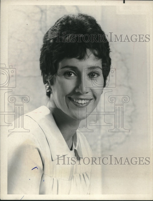 1972 Press Photo Reporter, Liz Trotta - mjc09505 - Historic Images