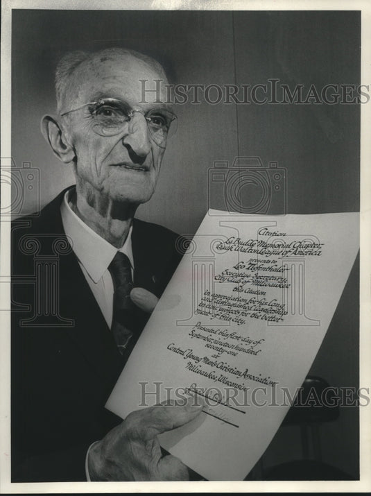 1971, Leo Tiefenthaler, civic secretary of City Club in Milwaukee - Historic Images